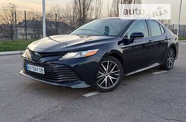 Седан Toyota Camry 2021 в Харкові