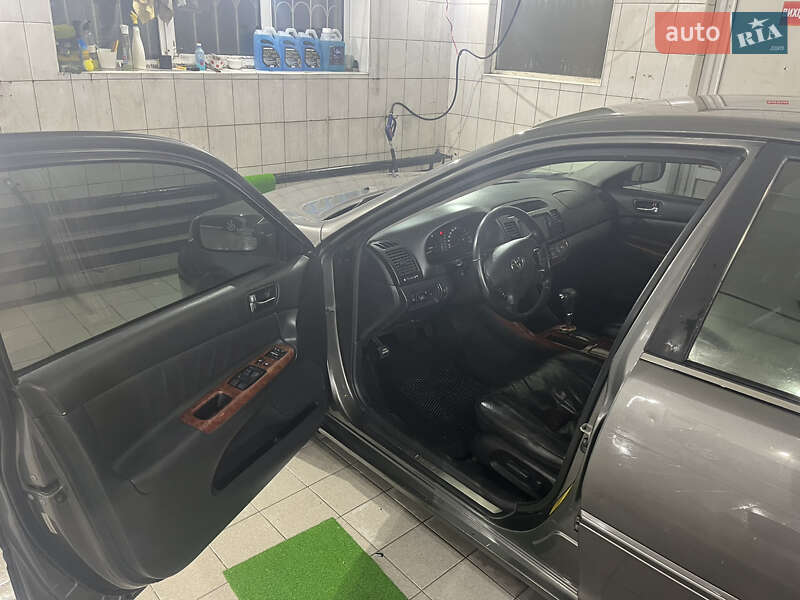 Седан Toyota Camry 2001 в Києві