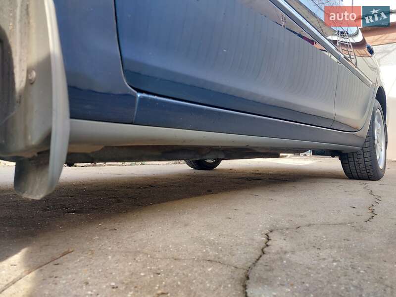Седан Toyota Camry 2005 в Одессе