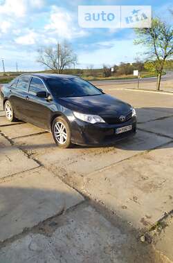 Седан Toyota Camry 2014 в Одессе