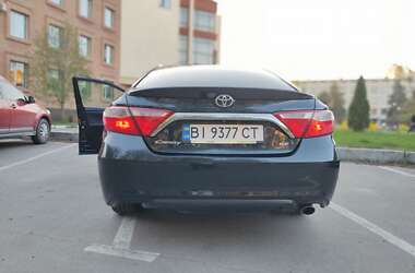 Седан Toyota Camry 2016 в Полтаве