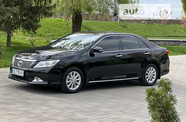 Седан Toyota Camry 2012 в Виннице