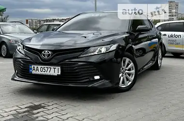 Toyota Camry 2017