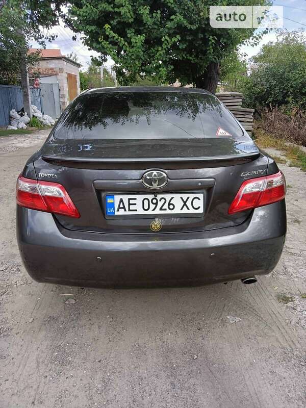 Седан Toyota Camry 2011 в Дніпрі