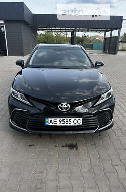 Седан Toyota Camry 2021 в Кривому Розі