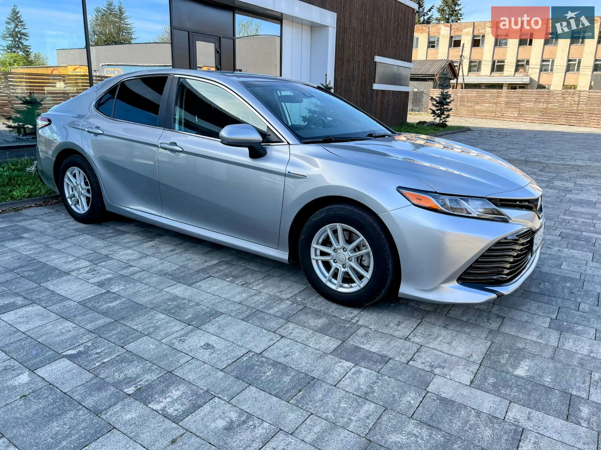 2018 Toyota Camry - мініатюра 3