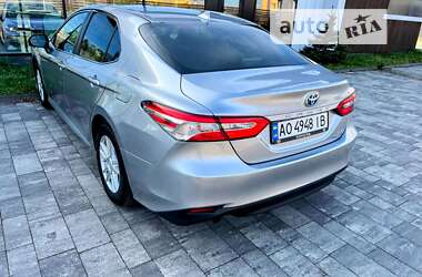 Седан Toyota Camry 2018 в Тячеві