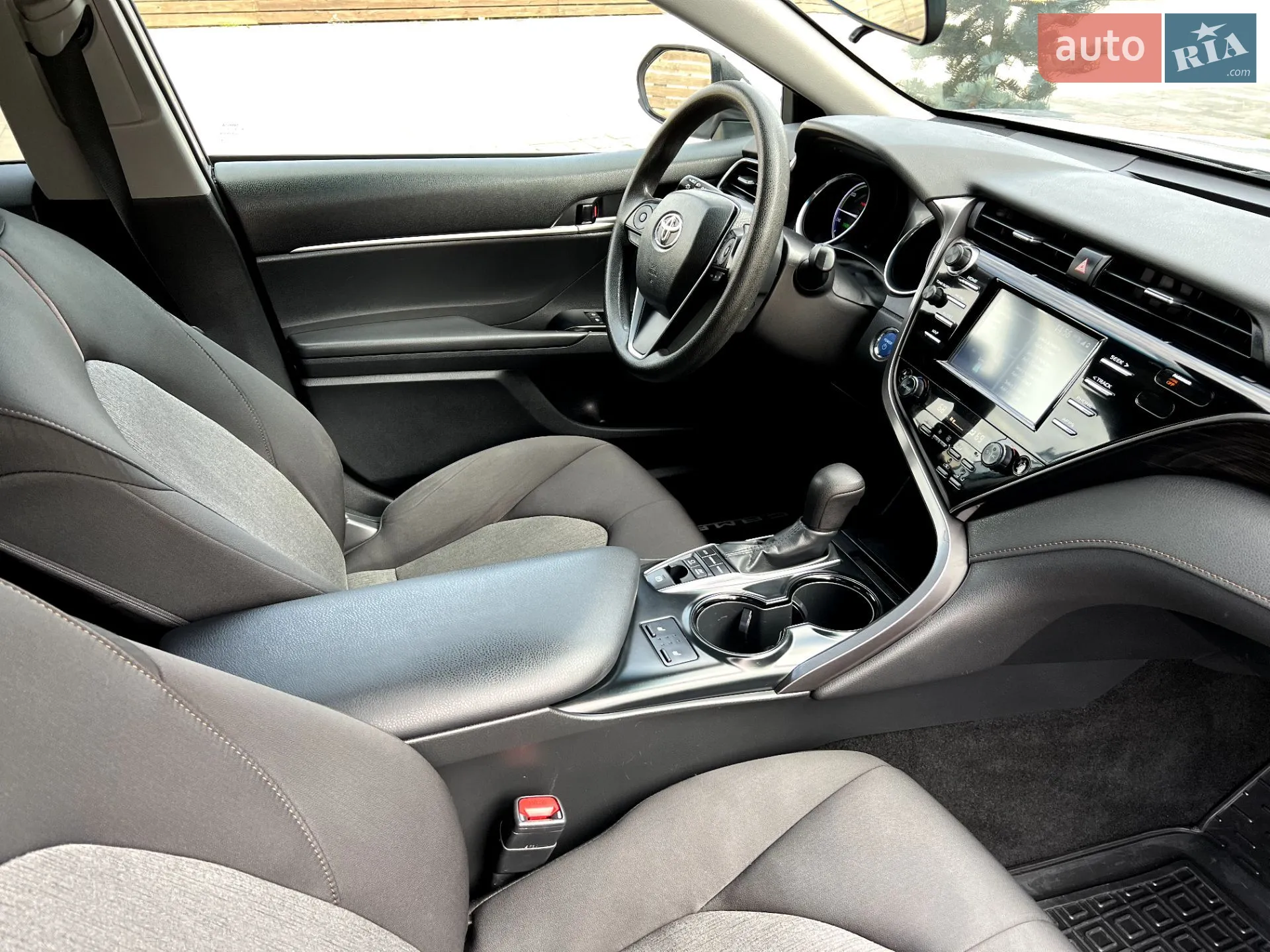 2018 Toyota Camry - мініатюра 37