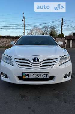 Седан Toyota Camry 2009 в Одессе