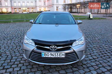 Седан Toyota Camry 2016 в Заліщиках