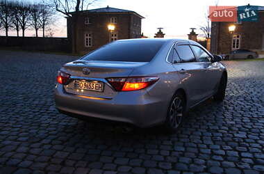 Седан Toyota Camry 2016 в Залещиках