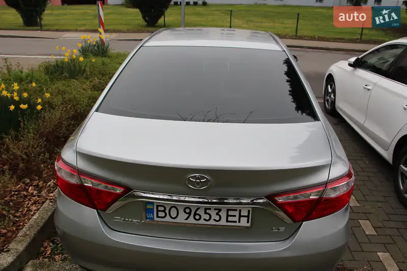 Седан Toyota Camry 2016 в 