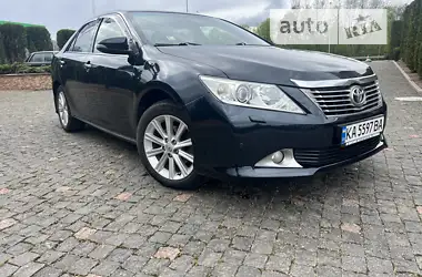 Toyota Camry 2012