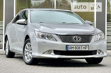 Седан Toyota Camry 2012 в Житомире