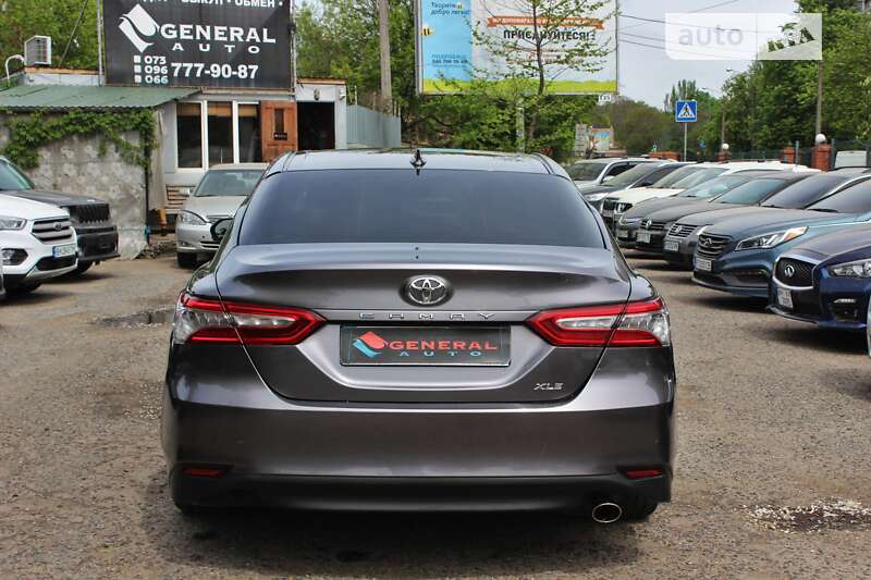 Седан Toyota Camry 2018 в Одесі