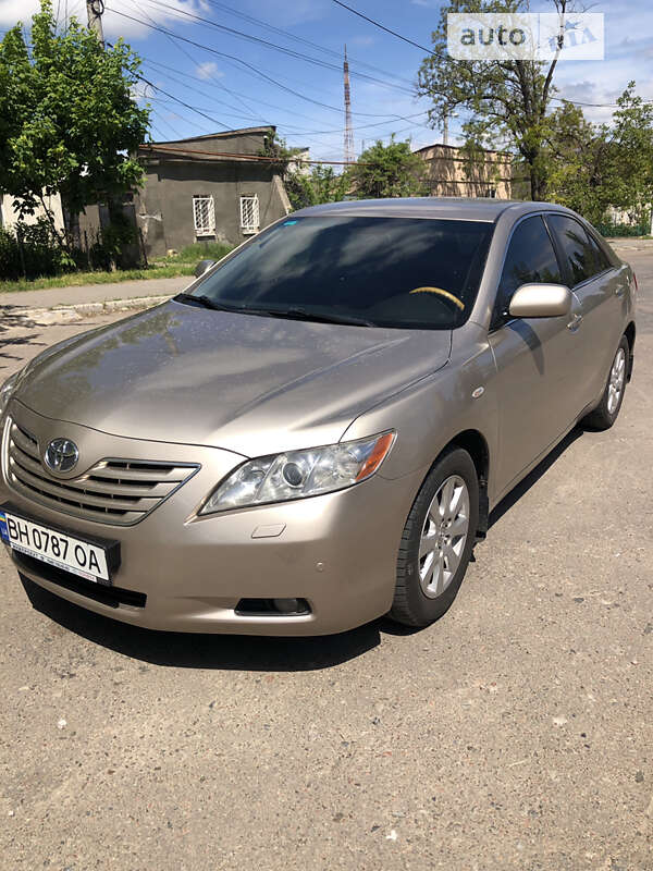 Седан Toyota Camry 2006 в Одессе