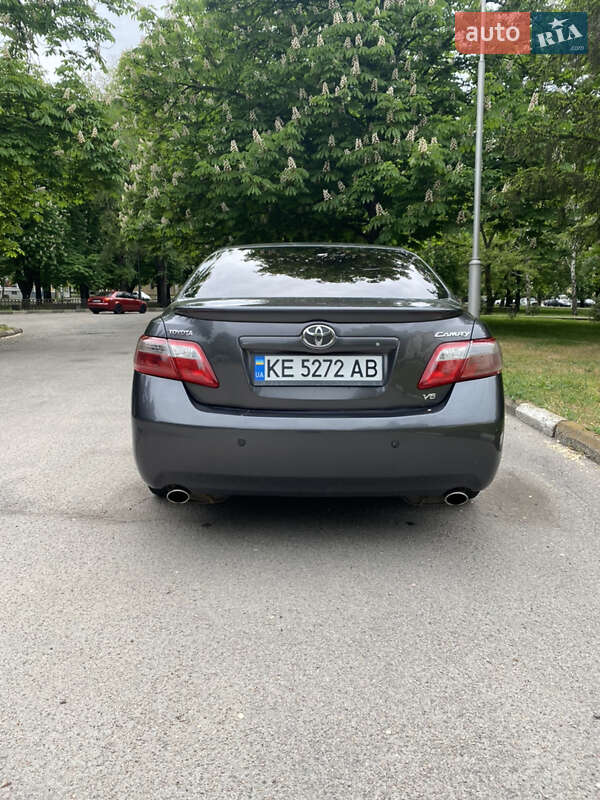 Седан Toyota Camry 2006 в Нікополі