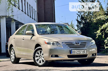 Седан Toyota Camry 2008 в Києві