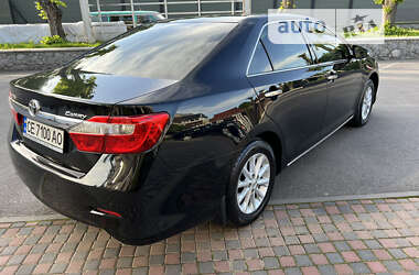 Седан Toyota Camry 2012 в Виннице