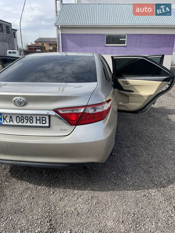 Седан Toyota Camry 2015 в Киеве фото 3 Седан Toyota Camry 2015 в Киеве