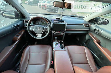 Седан Toyota Camry 2015 в Одессе