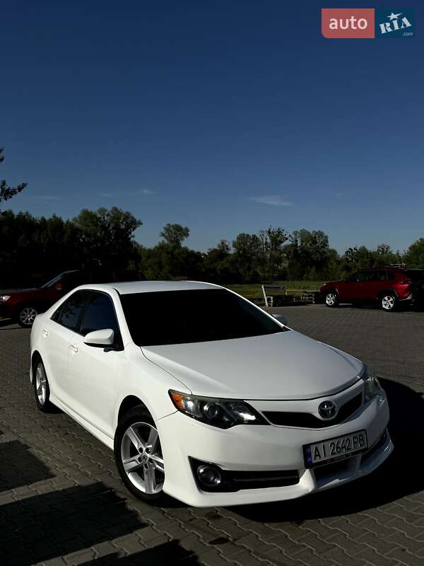 Toyota Camry 2013