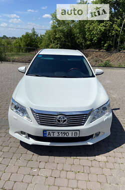 Седан Toyota Camry 2011 в Снятині