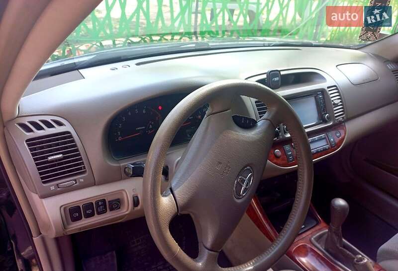 Седан Toyota Camry 2003 в Городище