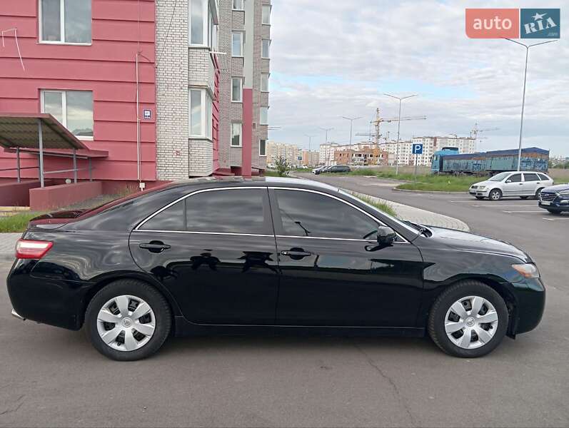 Седан Toyota Camry 2008 в Вінниці