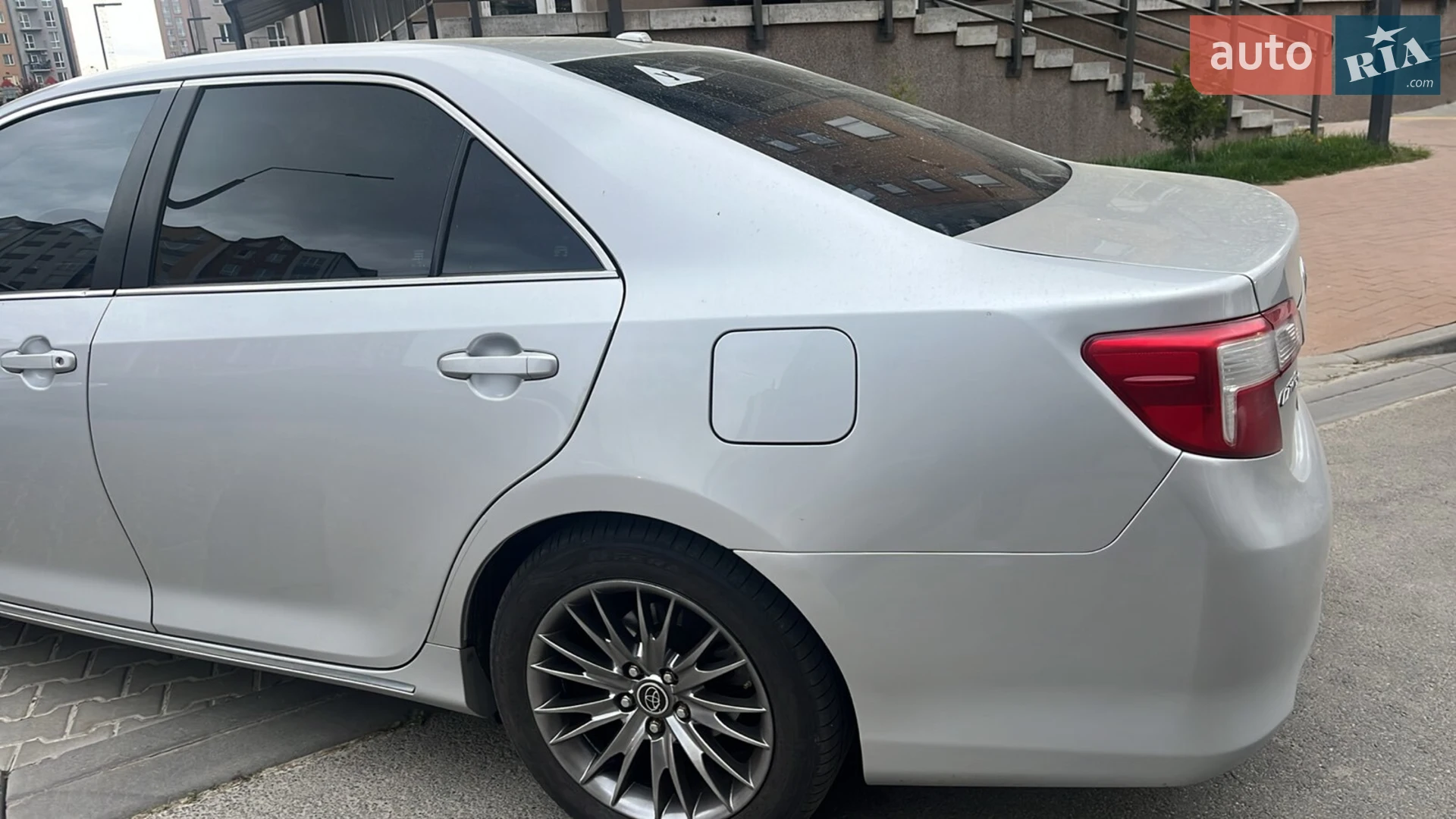 2014 Toyota Camry - мініатюра 3