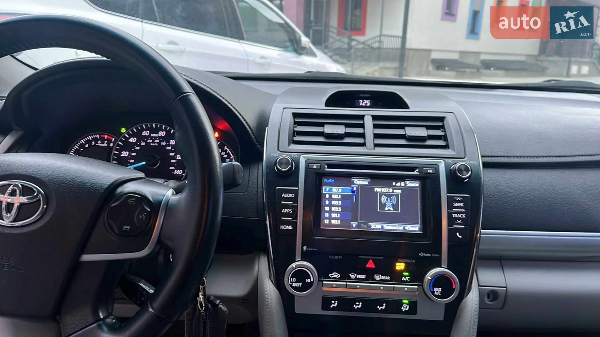 2014 Toyota Camry - мініатюра 9