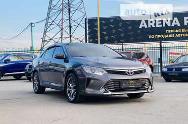 Седан Toyota Camry 2014 в Харькове