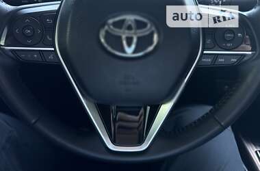 Седан Toyota Camry 2017 в Одессе