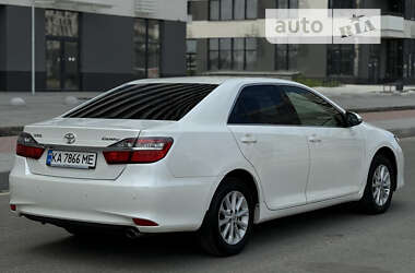 Седан Toyota Camry 2014 в Киеве