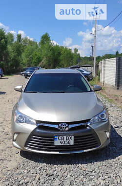 Седан Toyota Camry 2014 в Чернигове