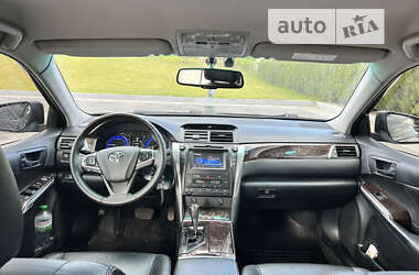 Седан Toyota Camry 2014 в Днепре