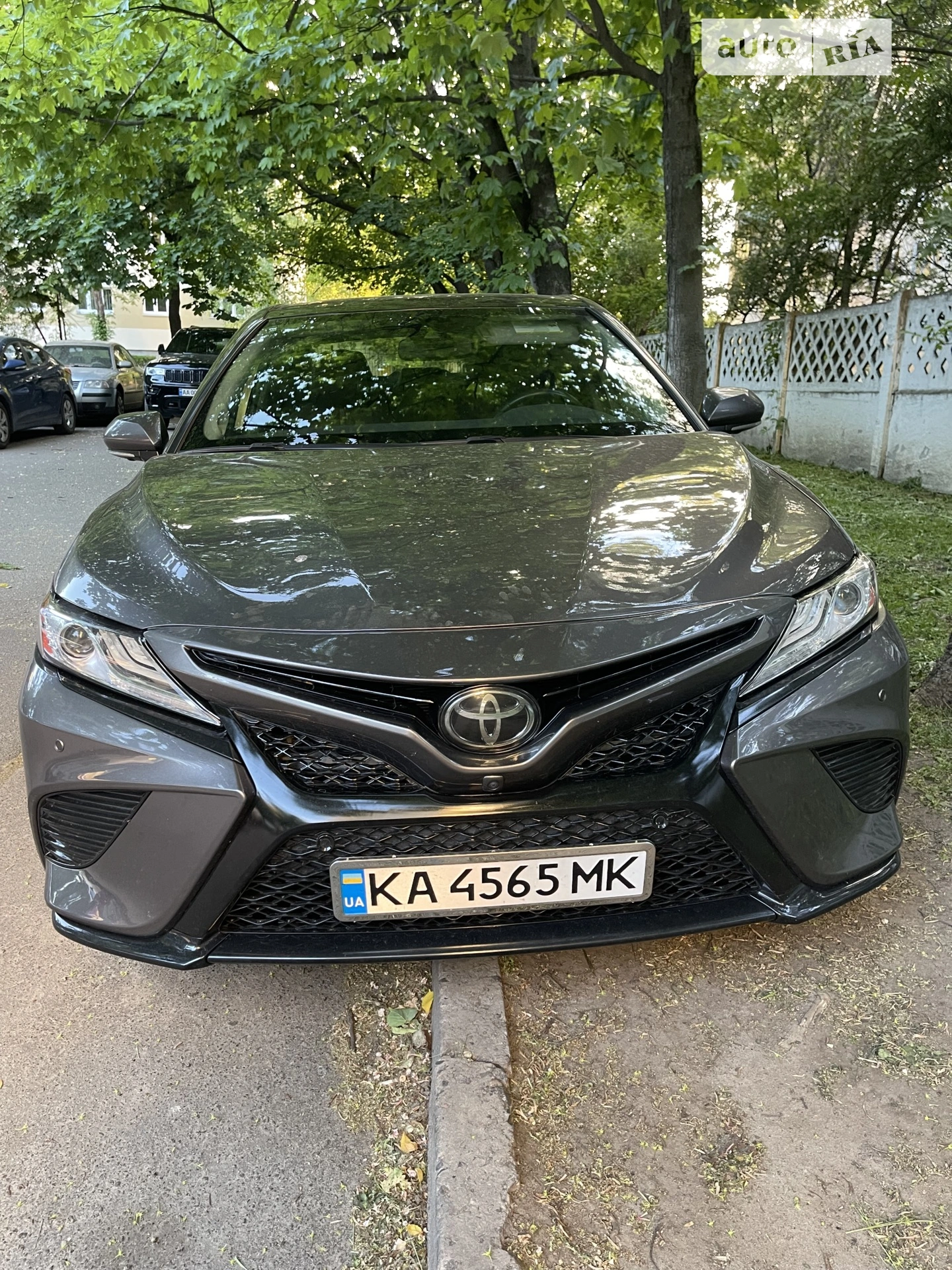 2020 Toyota Camry - фото 1