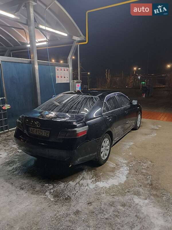 Седан Toyota Camry 2007 в Кривом Роге
