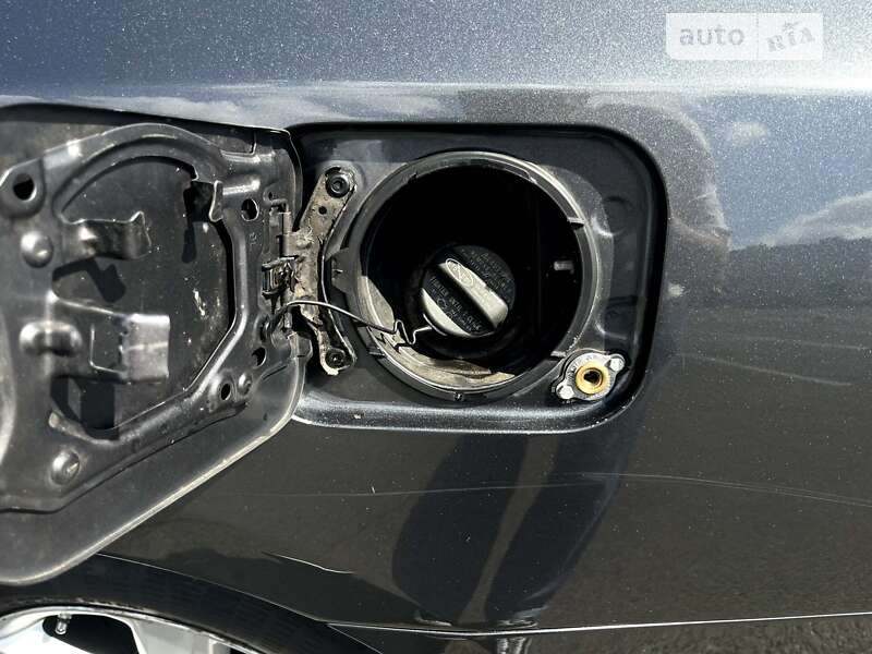 Седан Toyota Camry 2013 в Киеве