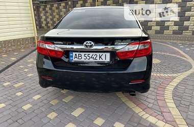 Седан Toyota Camry 2011 в Тульчині