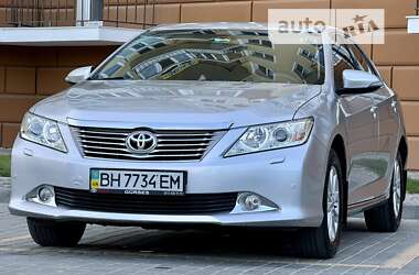 Седан Toyota Camry 2013 в Одессе