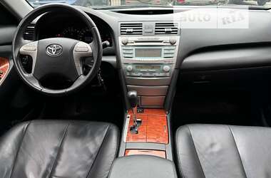 Седан Toyota Camry 2007 в Києві