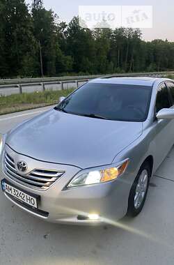 Седан Toyota Camry 2007 в Житомире