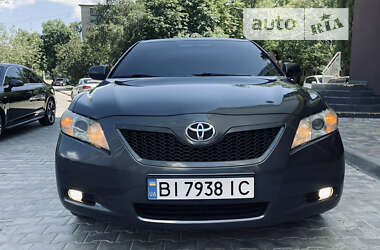 Седан Toyota Camry 2006 в Полтаве