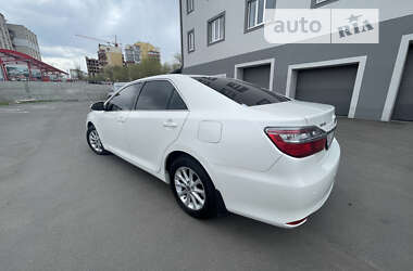 Седан Toyota Camry 2015 в Вінниці