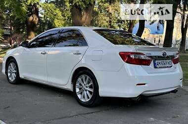 Седан Toyota Camry 2012 в Кам'янському