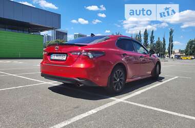 Седан Toyota Camry 2021 в Киеве