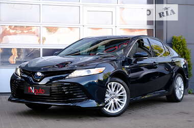 Седан Toyota Camry 2020 в Одессе