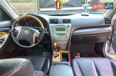 Седан Toyota Camry 2007 в Гатном