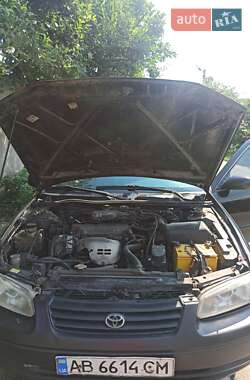 Седан Toyota Camry 1998 в Броварах